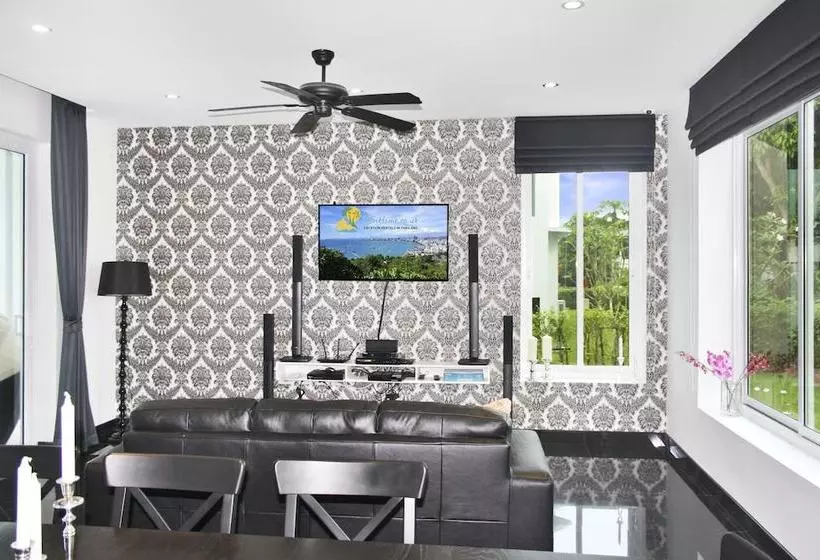 Green View Villas