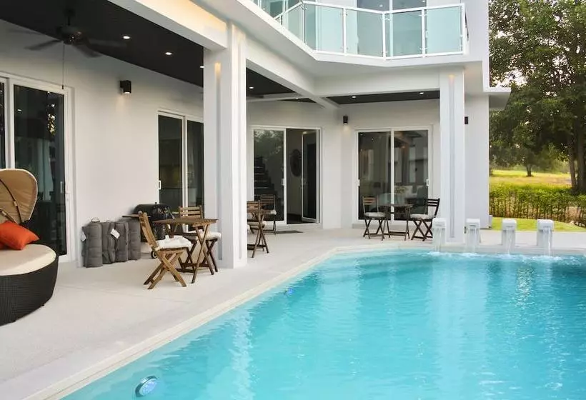 Green View Villas