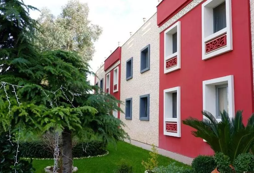 Hotelli Labella Bergama