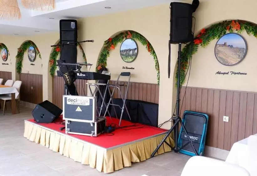 Hotelli Labella Bergama