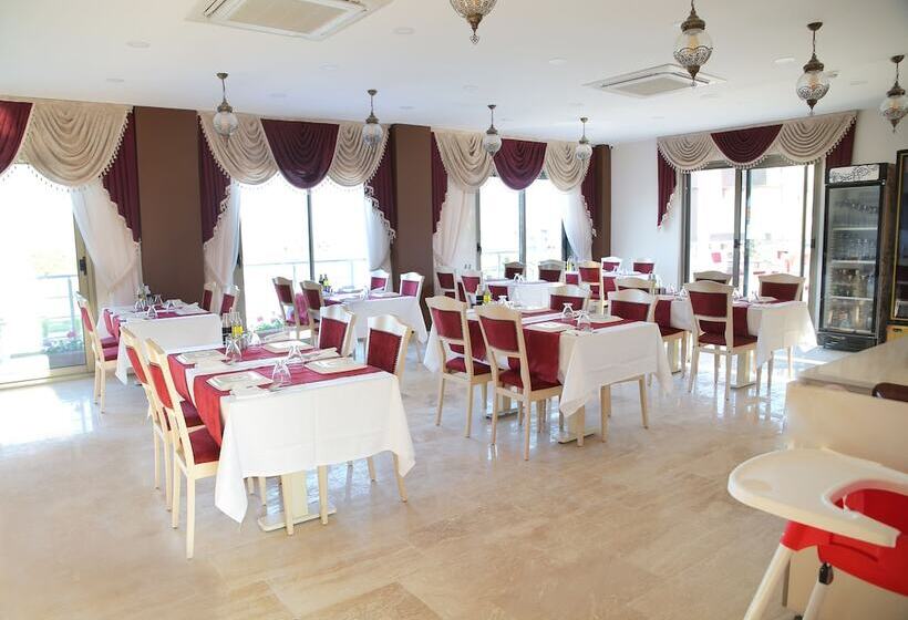 هتل Mordoğan Zeytinli Konak Butik