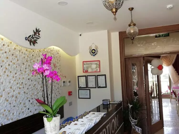 ホテル Mordoğan Zeytinli Konak Butik