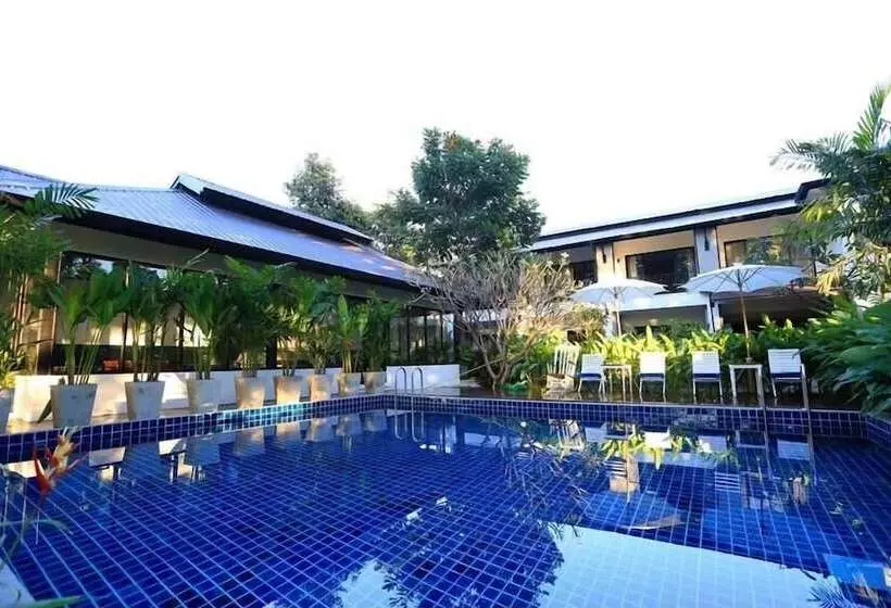 هتل Sannot Riverside Boutique