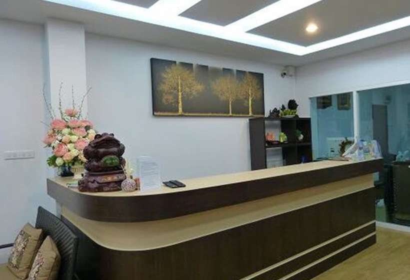 هتل Tamarind Place