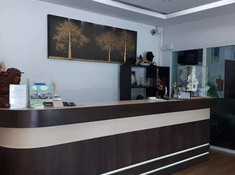 هتل Tamarind Place