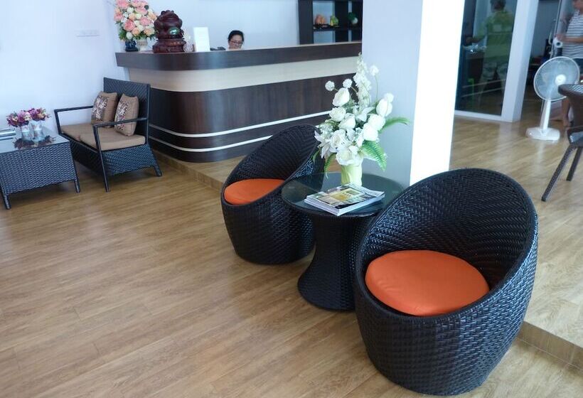 هتل Tamarind Place