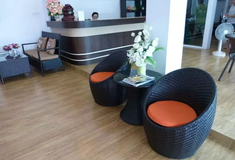 هتل Tamarind Place