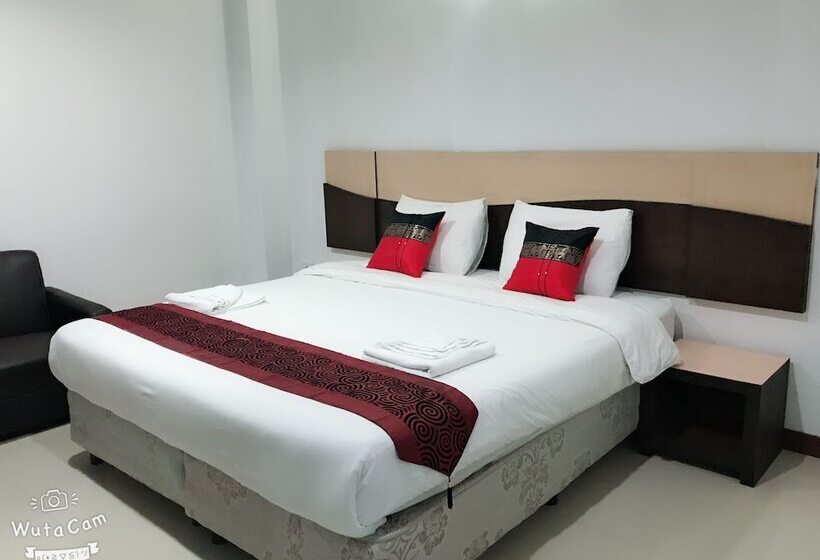 هتل Tamarind Place