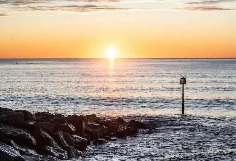 ホテル The Kingswood