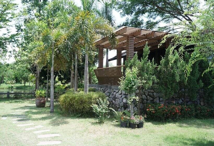 בית מלון כפרי The Lampang Villa