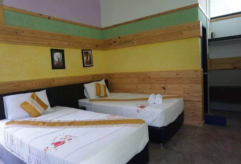 هتل The Lampang Villa