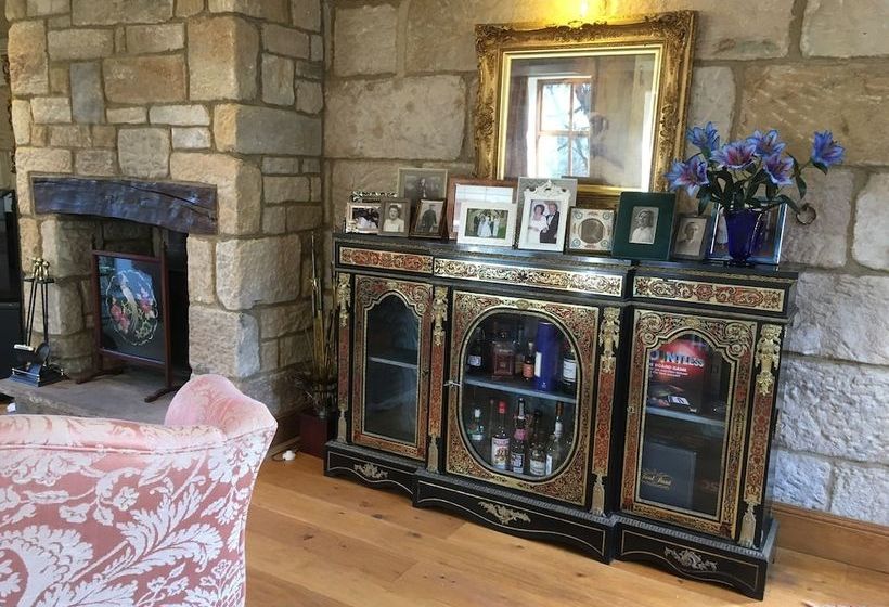 Otley Chevin B&b With Dining