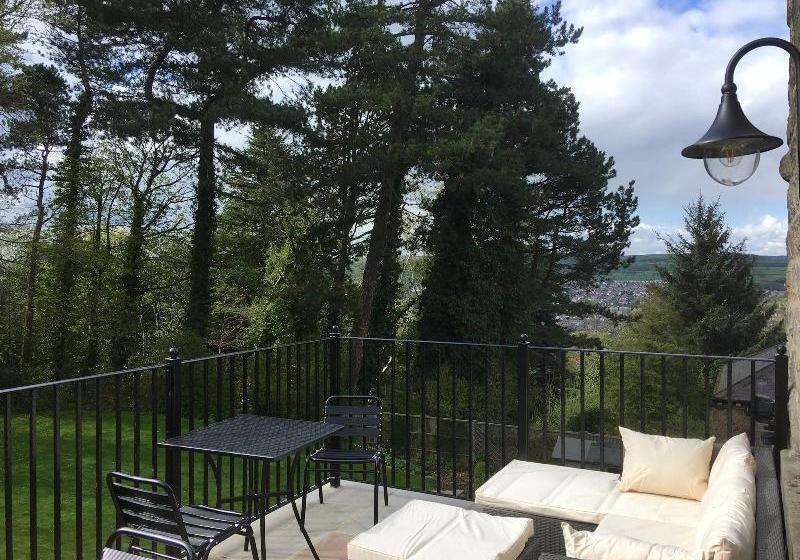 Otley Chevin B&b With Dining