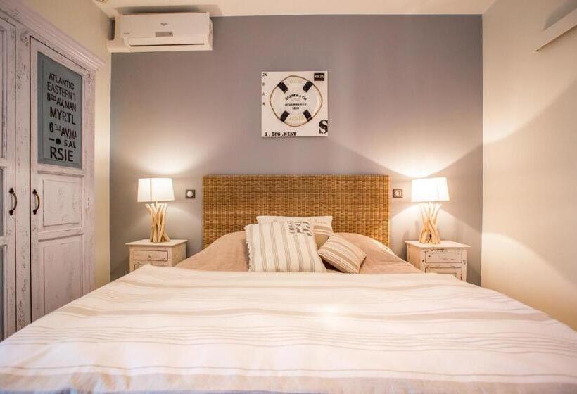 بنسيون Domaine Les Cigales