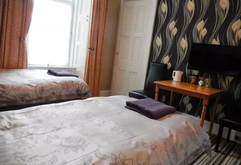 Majatalo Gales Guesthouse