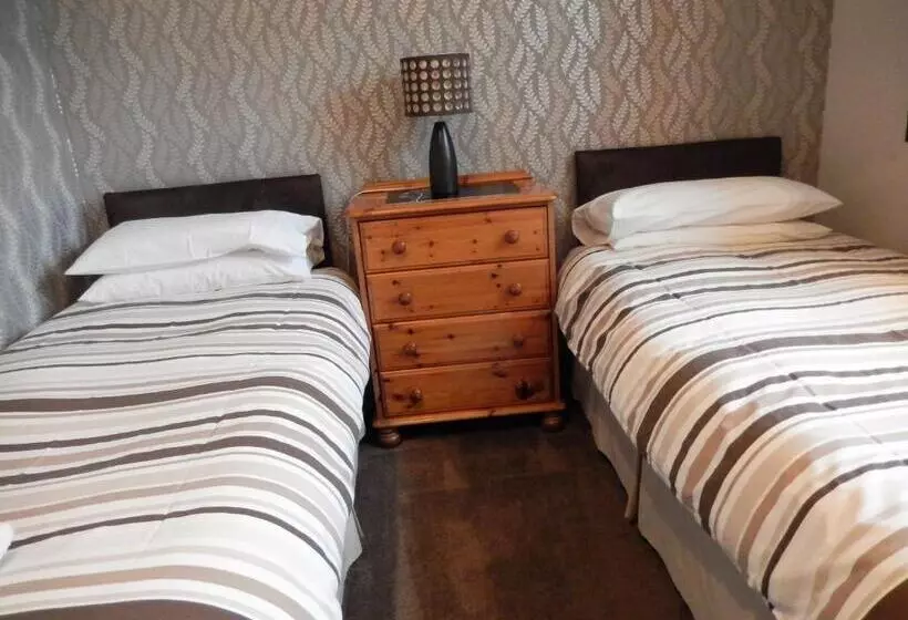 Majatalo Gales Guesthouse