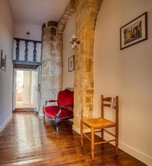 פנסיון Noreli B&b