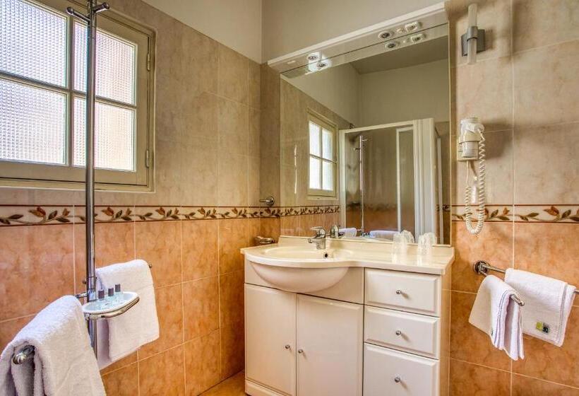 פנסיון Noreli B&b