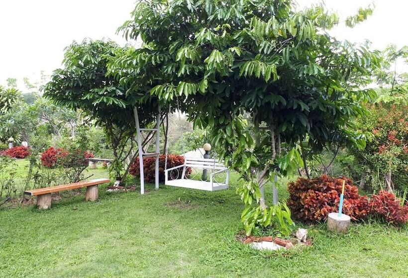 پانسیون Phuchaongo Resort