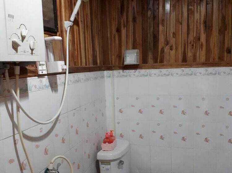 پانسیون Phuchaongo Resort