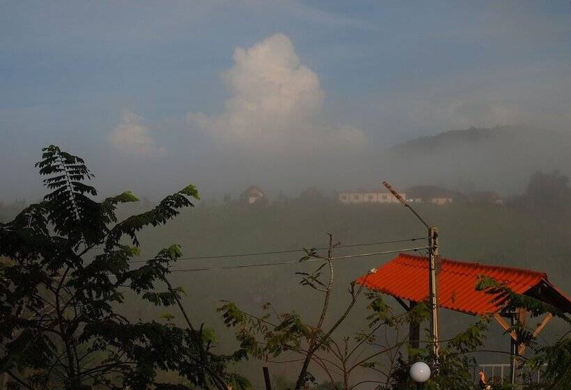 پانسیون Phuchaongo Resort