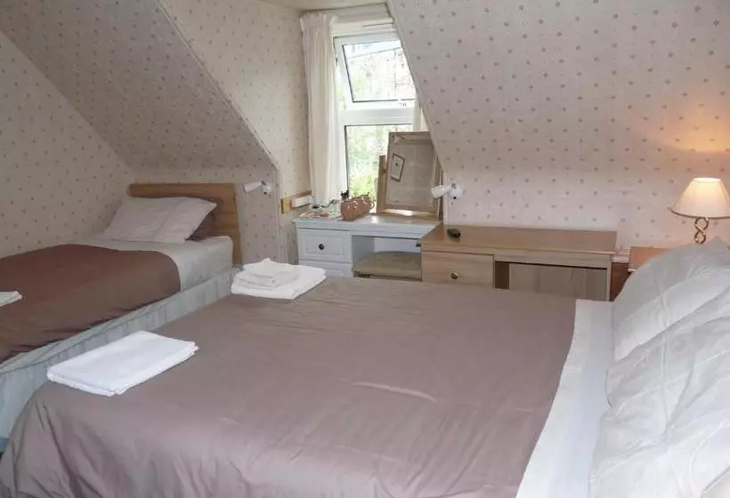 ペンション St Annes Guest House