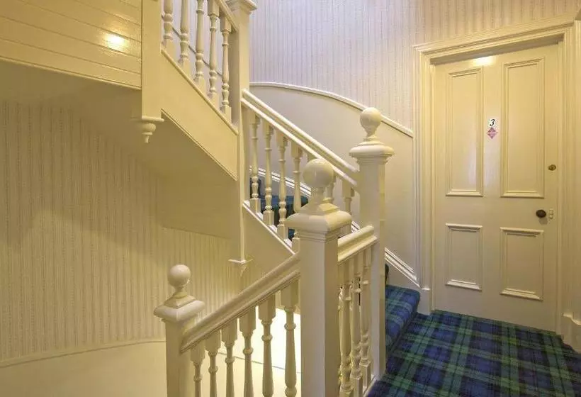 ペンション St Annes Guest House