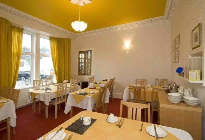 ペンション St Annes Guest House