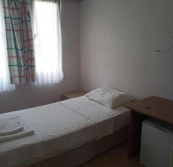 Kurort  Kalanora Otel