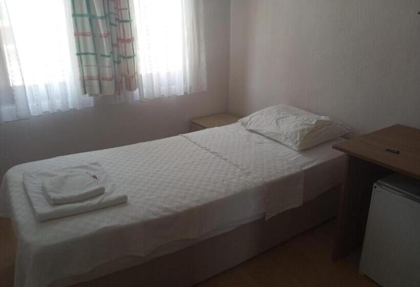 Kurort  Kalanora Otel