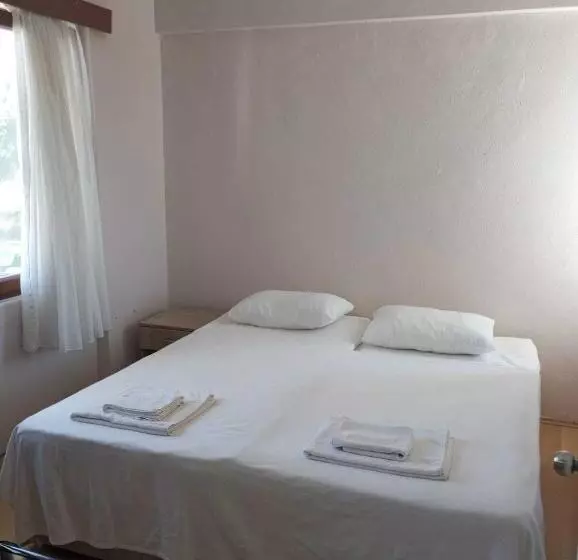 Lomakeskus Kalanora Otel