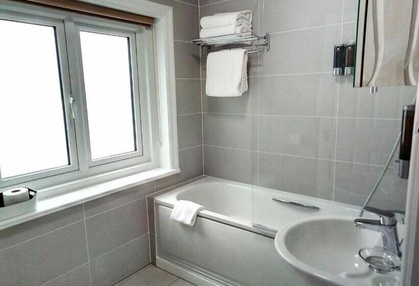 Rioshouse George Inn