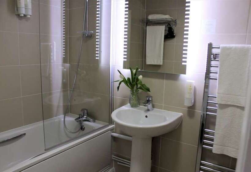 Rioshouse George Inn