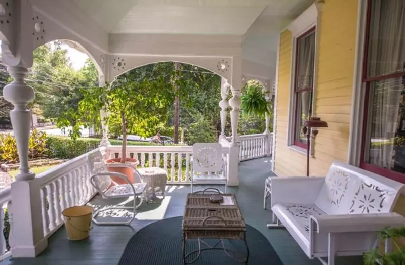 Sugar Magnolia Bed And Breakfast