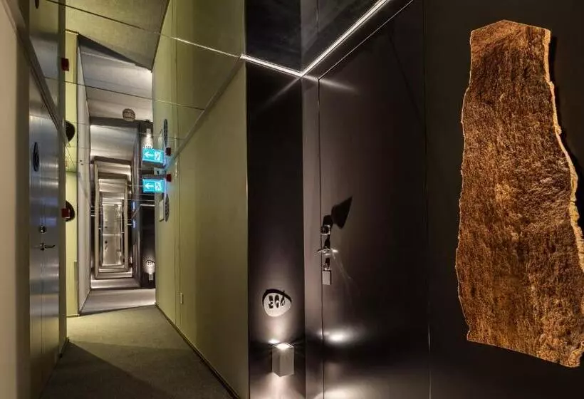 ユースホステル Vitoria Stone