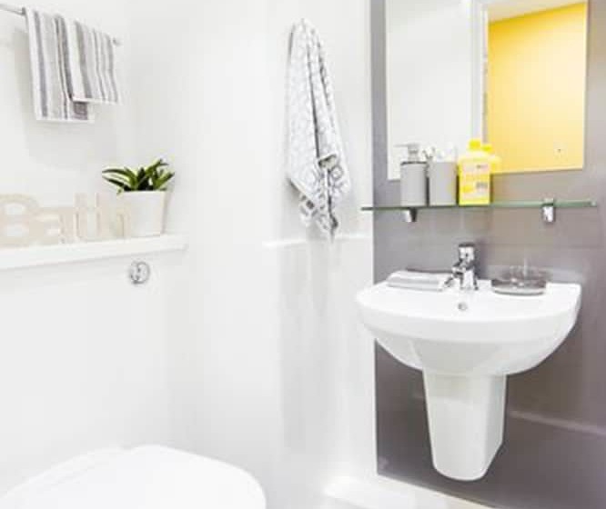 فندق صغير Catherine House  Campus Accommodation