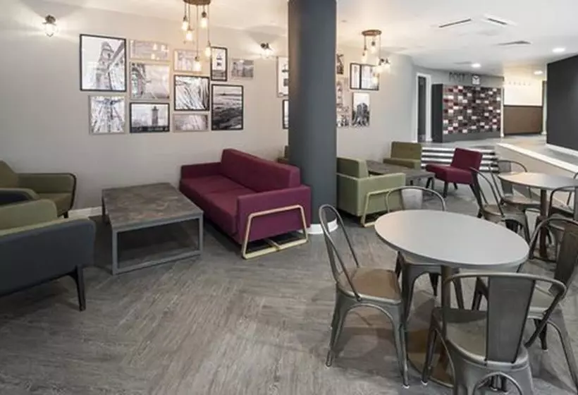 ユースホステル Catherine House  Campus Accommodation