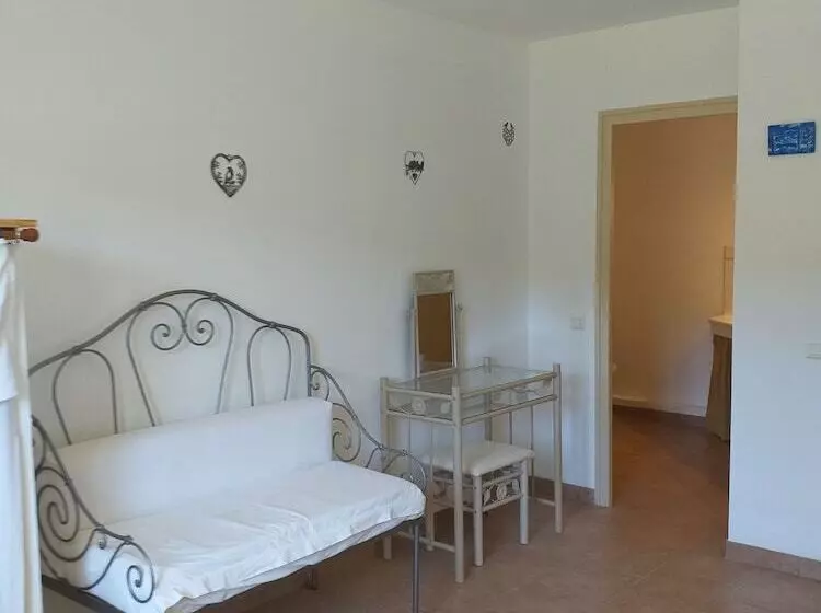 ベッドアンドブレックファースト Cante Grillet