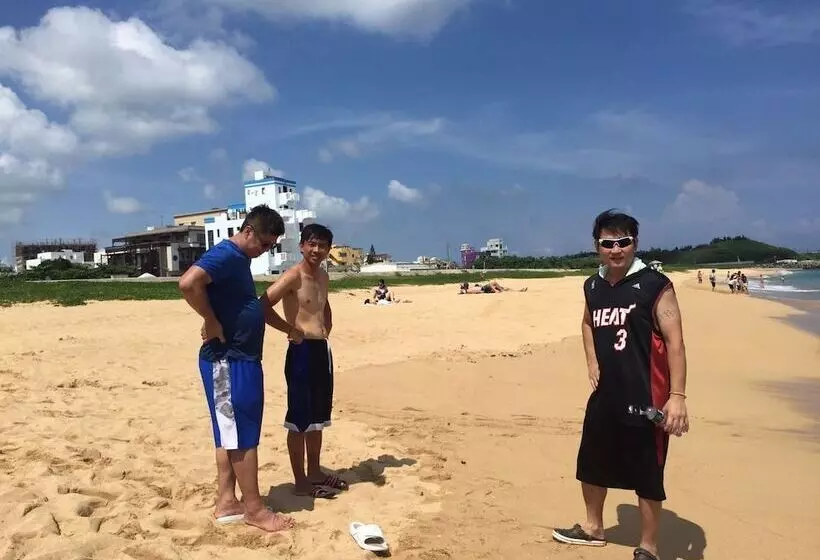 تختخواب و صبحانه Ou Hai You Travel