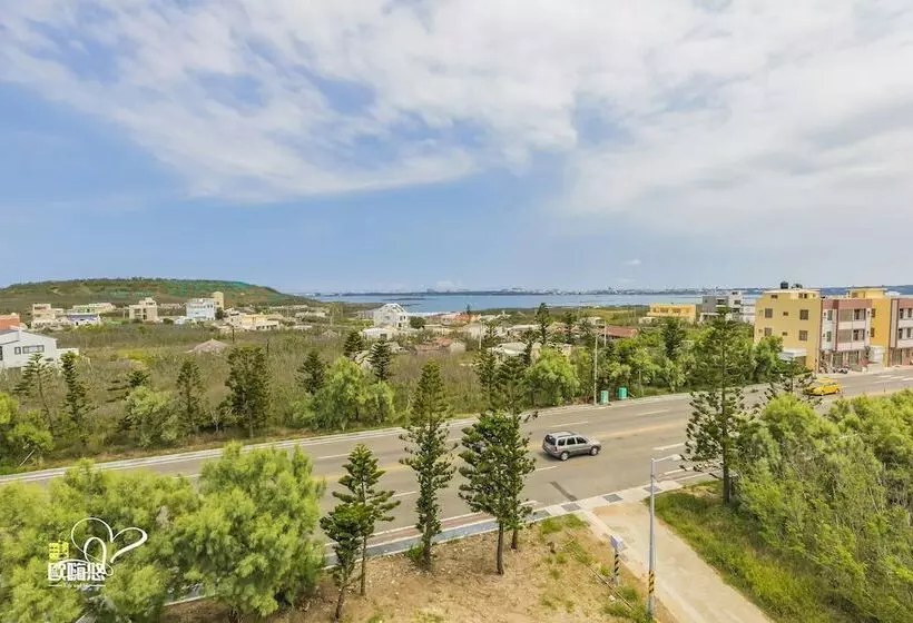 تختخواب و صبحانه Ou Hai You Travel