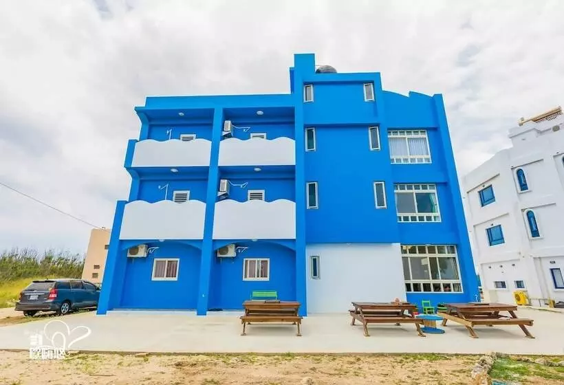 تختخواب و صبحانه Ou Hai You Travel