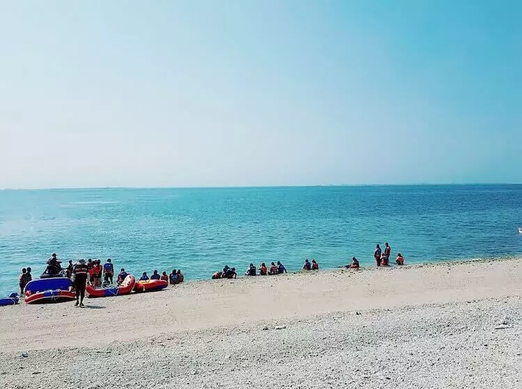 تختخواب و صبحانه Ou Hai You Travel