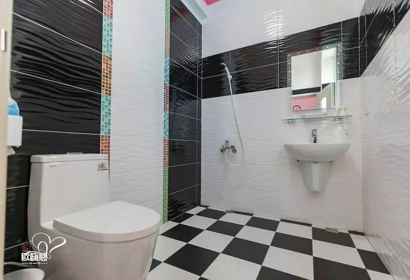 تختخواب و صبحانه Ou Hai You Travel