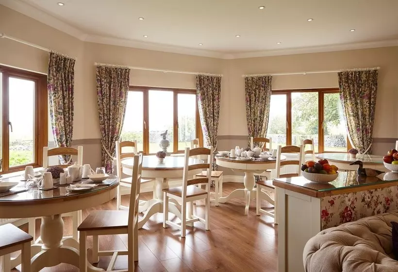 Bowhill Bed And Breakfast