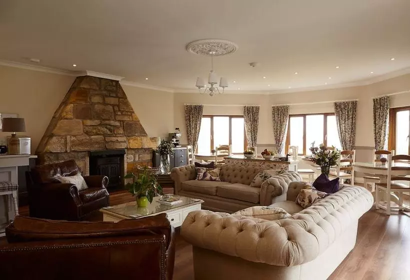 Bowhill Bed And Breakfast