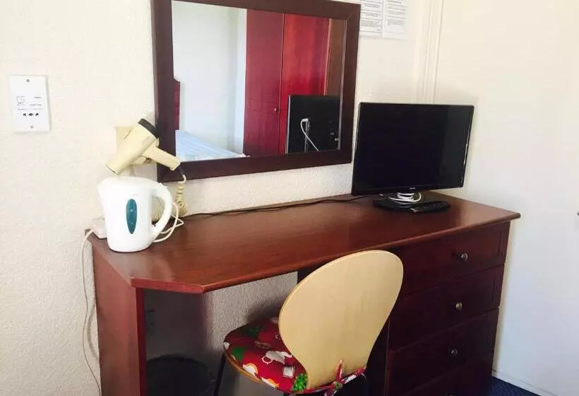 Brentwood Villa Bed And Breakfast