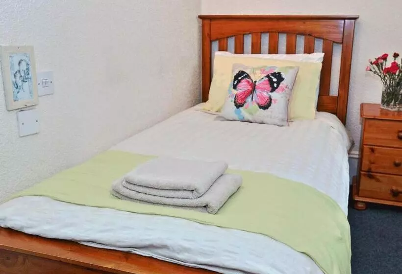 Brentwood Villa Bed And Breakfast