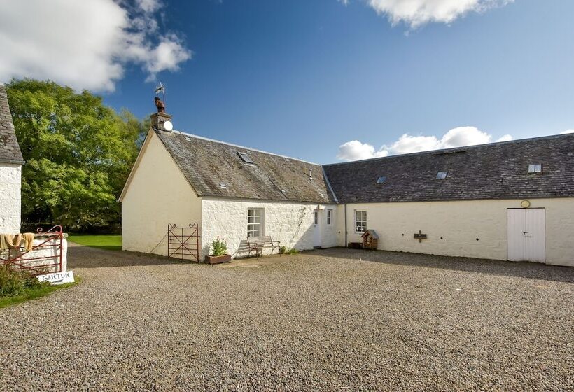 Cardross Estate Holiday Cottages