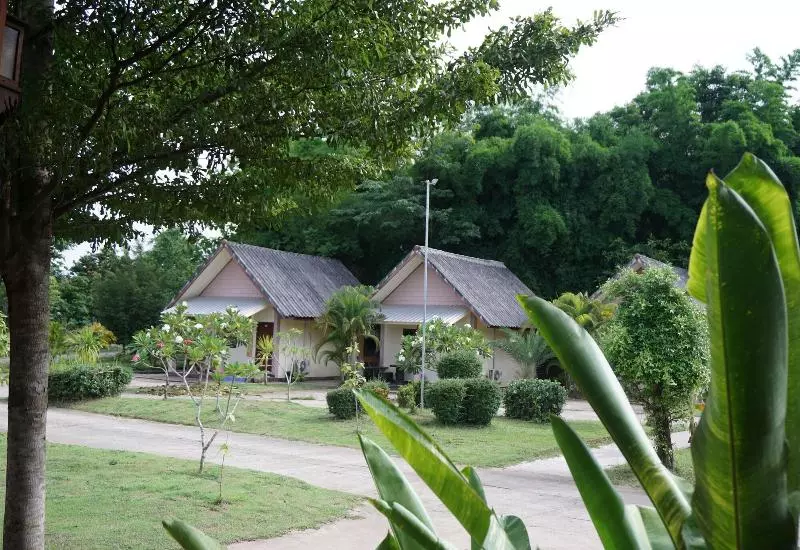 هتل Aunai Nan Resort
