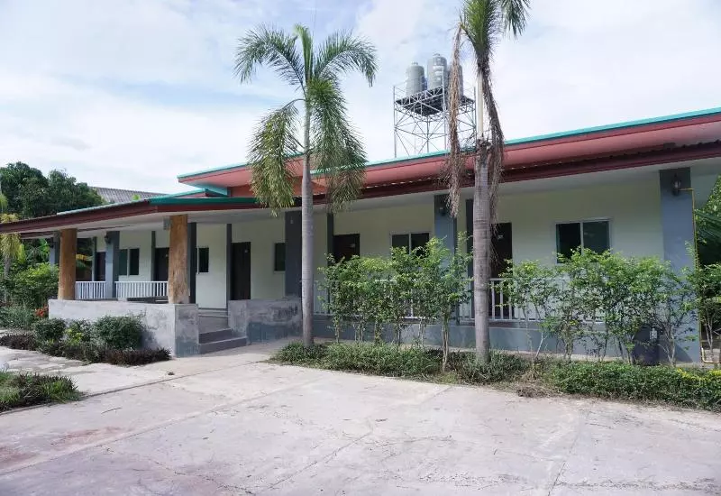 هتل Aunai Nan Resort